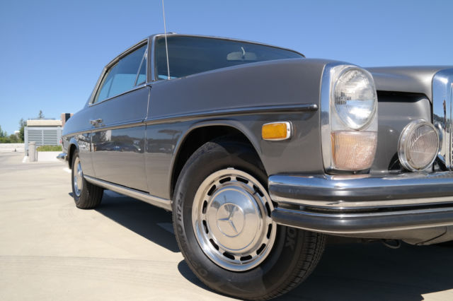 1970 Mercedes-Benz 200-Series - photo 3