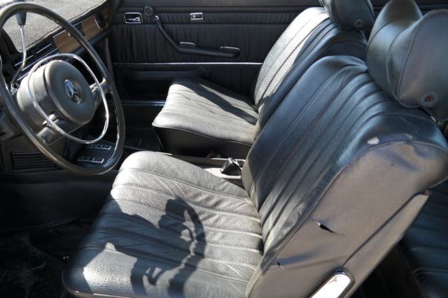 1970 Mercedes-Benz 200-Series - photo 9