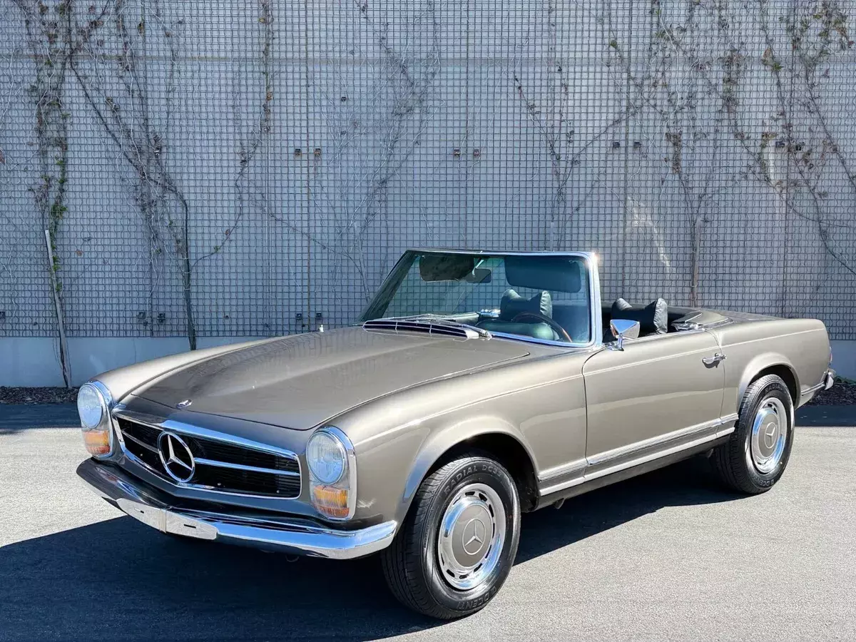 1970 Mercedes-Benz 280-Class 1970 Mercedes-Benz 200-Series