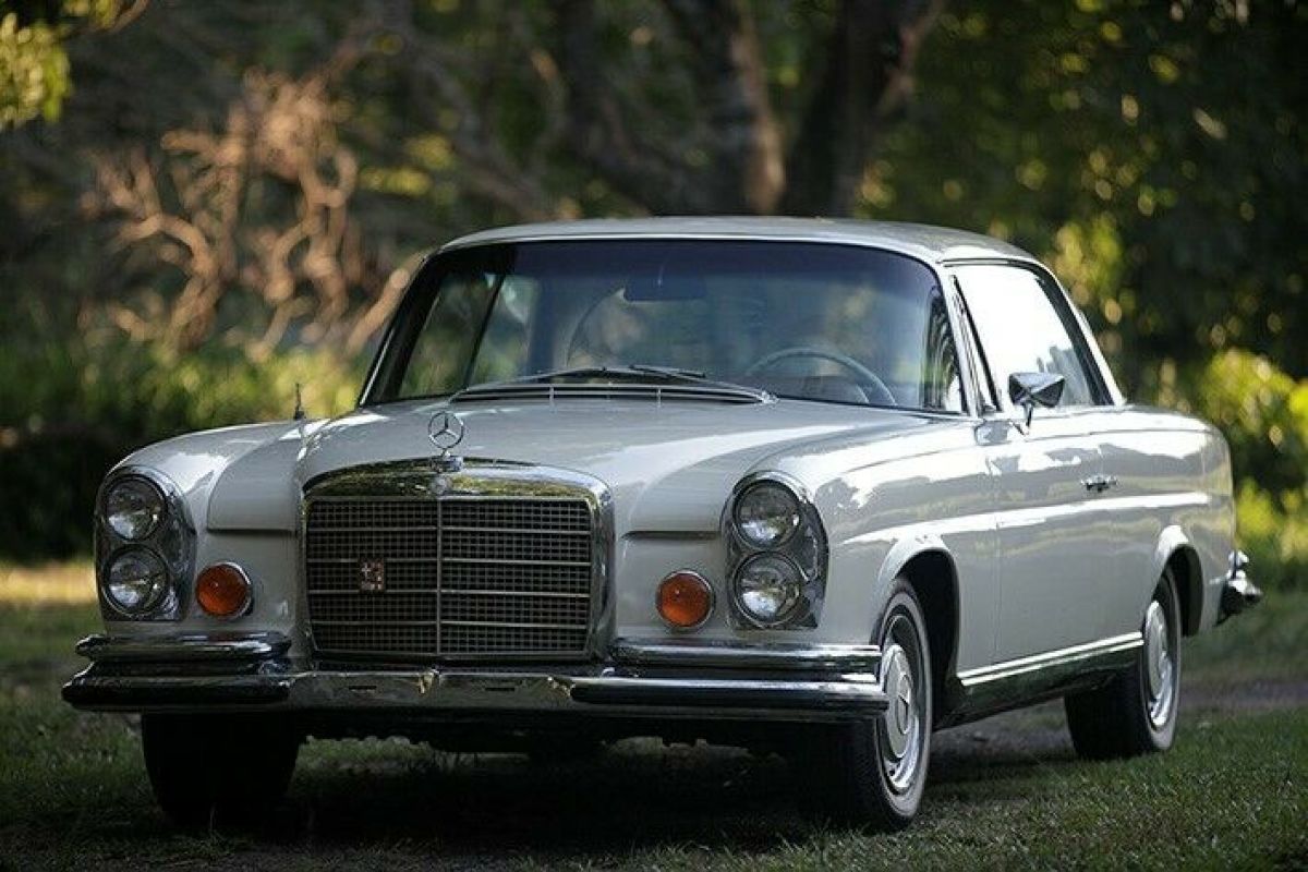 1970 Mercedes-Benz 280 SE 3.5 Coupe 1970 Mercedes-Benz 280 SE 3.5