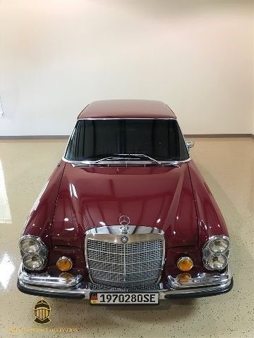 1970 Mercedes-Benz 200-Series Sedan - photo 8