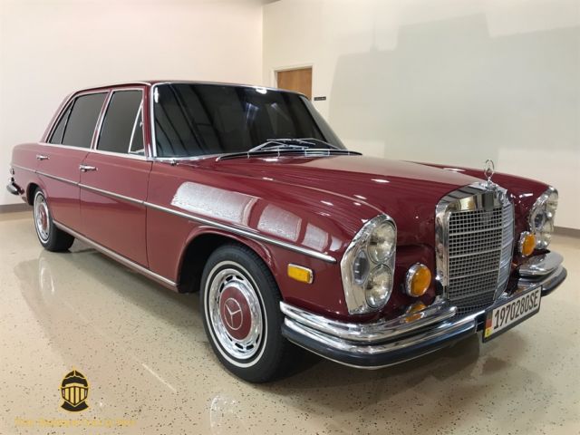 1970 Mercedes-Benz 280 SEL Sedan Maroon Or Burgundy Auto 1970 Mercedes-Benz 200-Series Sedan