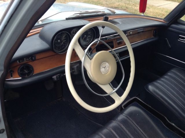1970 Mercedes-Benz 200-Series 280s - photo 2
