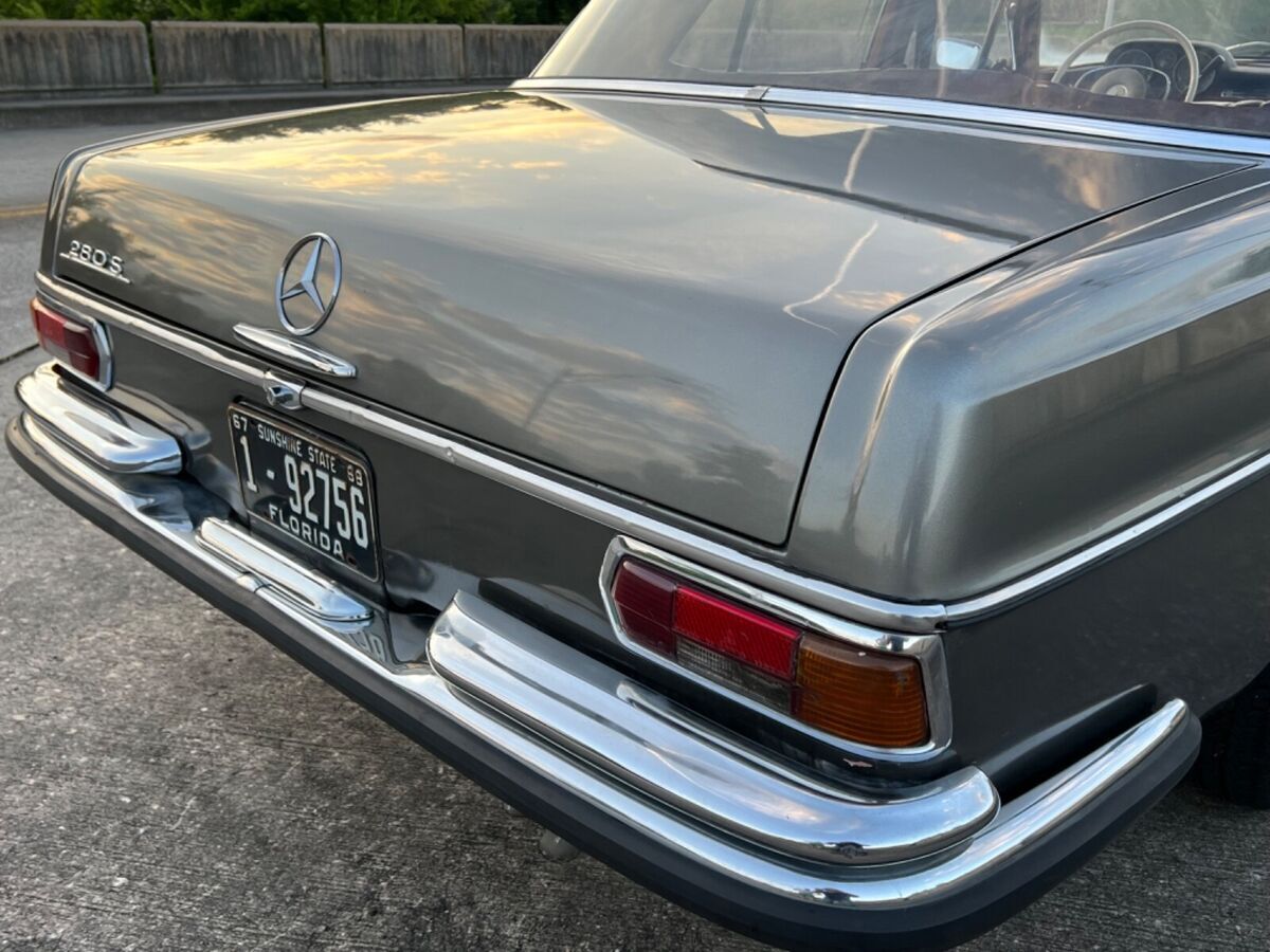 1970 Mercedes-Benz 200-Series Grey Metallic w. Red, Becker, EURO, 4-speed MANUAL - photo 13
