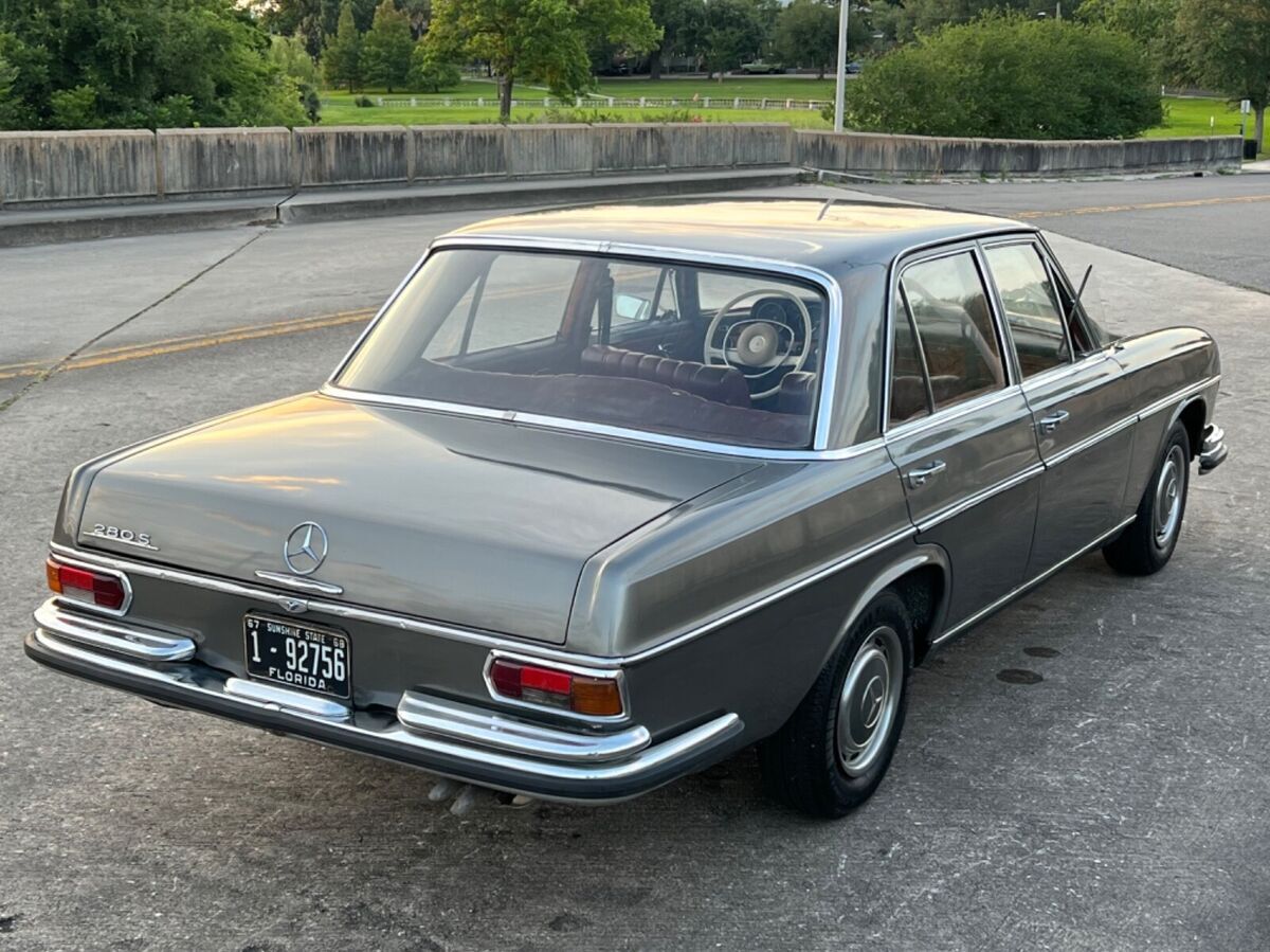 1970 Mercedes-Benz 200-Series Grey Metallic w. Red, Becker, EURO, 4-speed MANUAL - photo 6