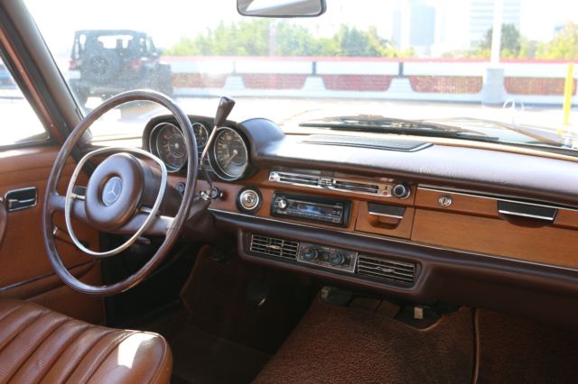 1970 Mercedes-Benz 200-Series 280se - photo 4