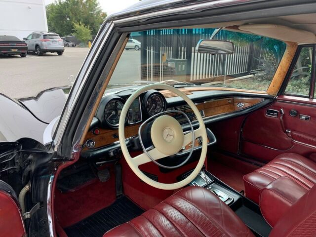 1970 Mercedes-Benz 200-Series 280SE Coupe - photo 9