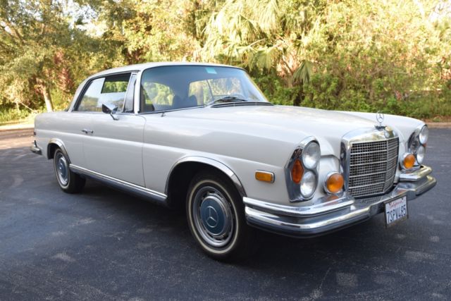1970 Mercedes-Benz 200-Series - photo 3