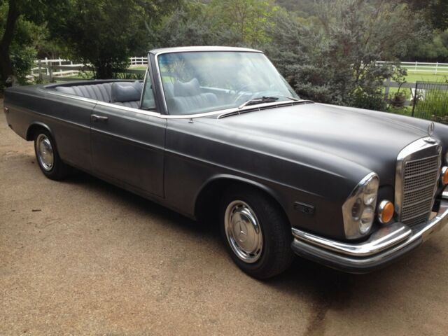 1970 Mercedes-Benz 200-Series - photo 11