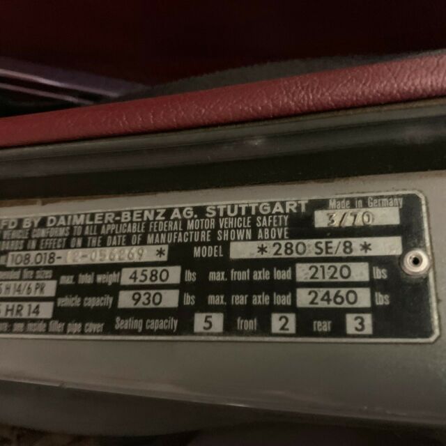 1970 Mercedes-Benz 200-Series sedan - photo 12