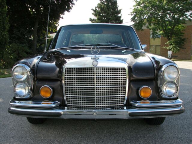 1970 MERCEDES BENZ 280SEL* LONG WHEEL BASE* VERY RARE* VERY WELL MAINTAINED***** 1970 Mercedes-Benz 200-Series 4 DOOR SEDAN/LONG WHEEL BASE
