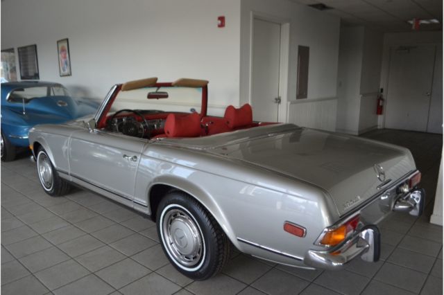 1970 Mercedes-Benz SL-Class -- - photo 8