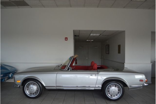 1970 Mercedes-Benz SL-Class -- - photo 9