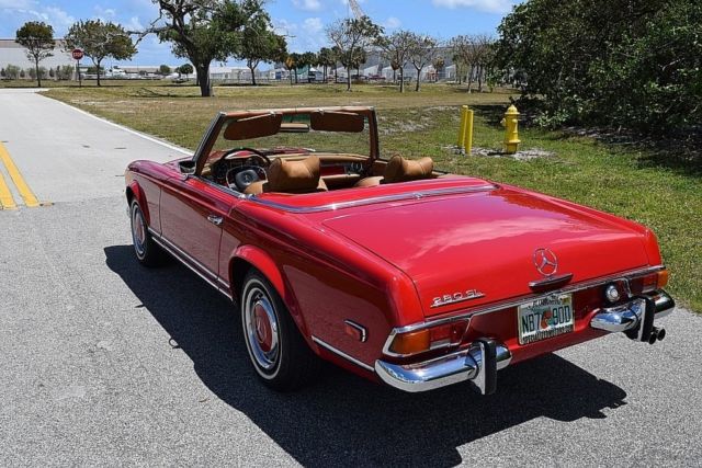 1970 Mercedes-Benz 200-Series - photo 10