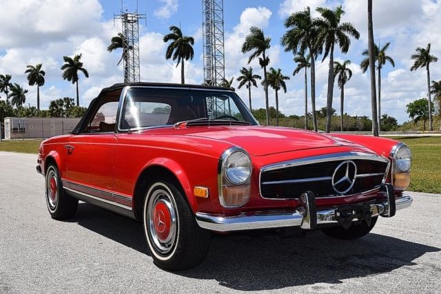 1970 Mercedes-Benz 200-Series - photo 2