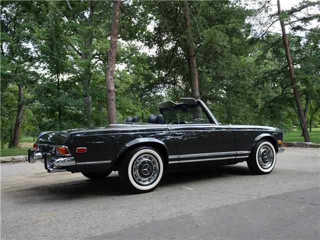 1970 Mercedes-Benz SL-Class Convertible - photo 2