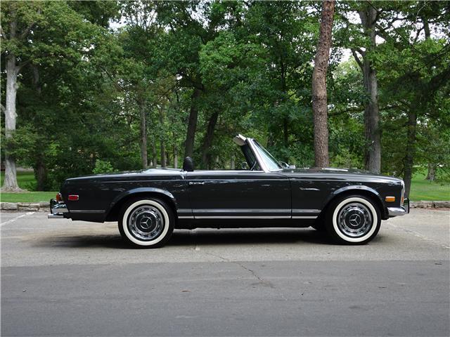 1970 Mercedes-Benz SL-Class Convertible - photo 3