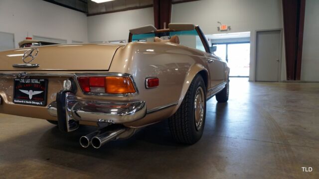 1970 Mercedes-Benz SL-Class -- - photo 12