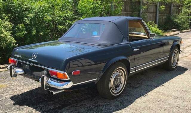 1970 Mercedes-Benz SL-Class Pagoda top automatic with zero rust - photo 12
