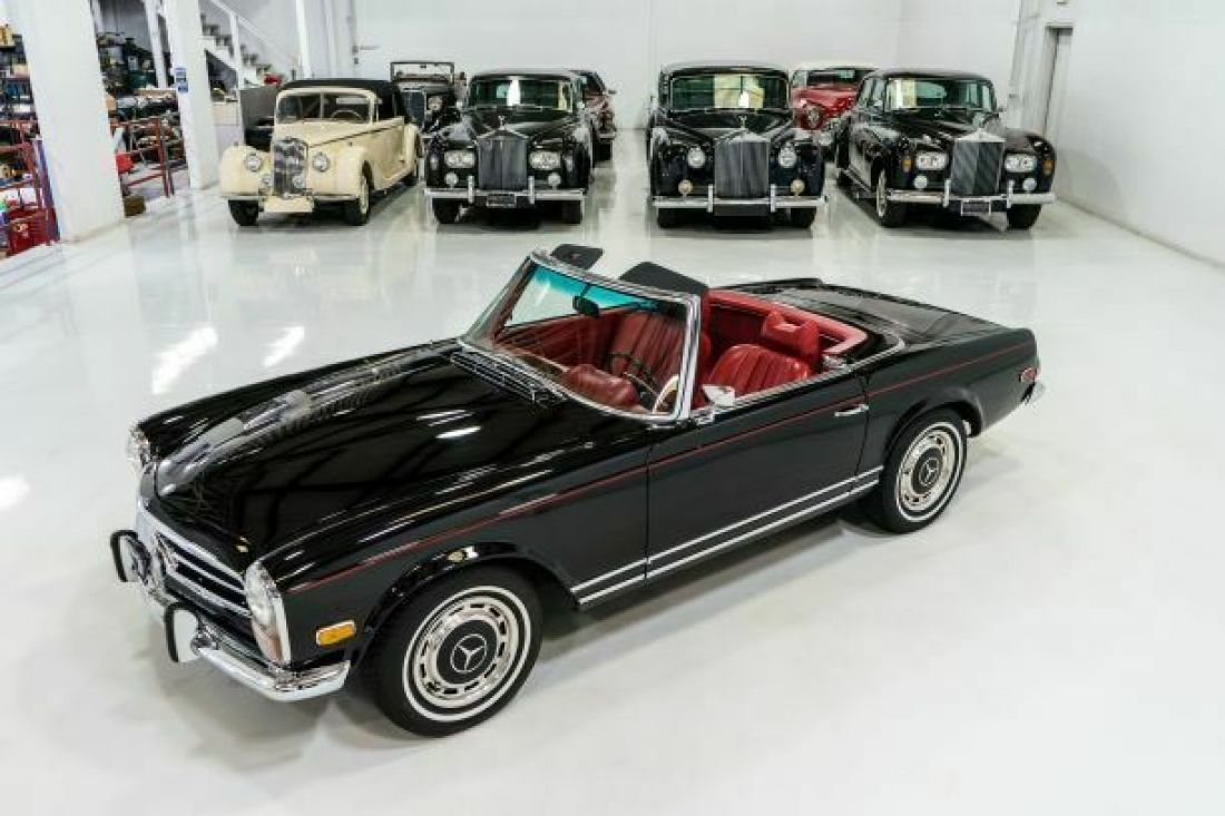 1970 Mercedes-Benz 200-Series - photo 2