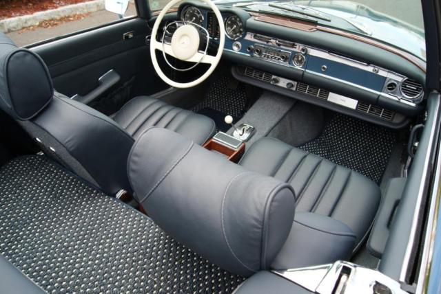 1970 Mercedes-Benz 200-Series Base - photo 10