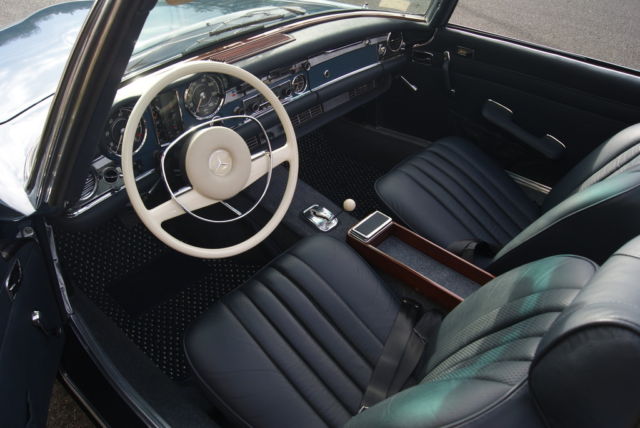 1970 Mercedes-Benz 200-Series Base - photo 12