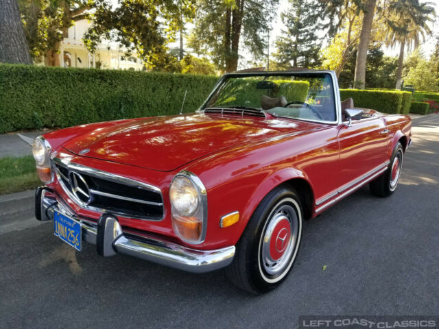 1970 Mercedes-Benz 280SL W113, Matching, Factory A/C, Rust-Free California Car 1970 Mercedes-Benz SL-Class W113