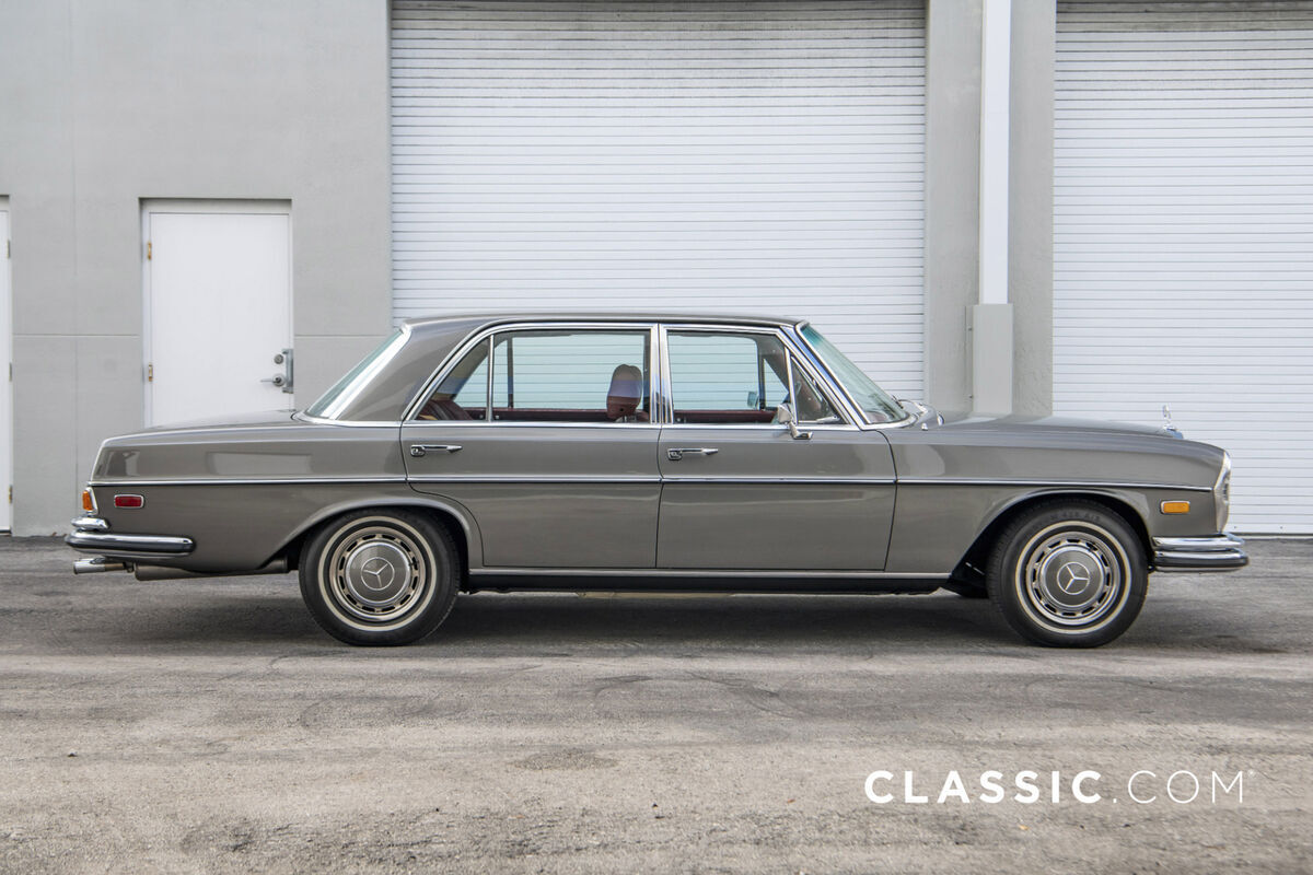 1970 Mercedes Benz 300-Series - photo 2