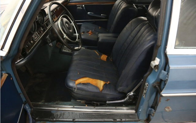 1970 Mercedes-Benz 300-Series Clean Title/AC Power windows, steering - photo 5
