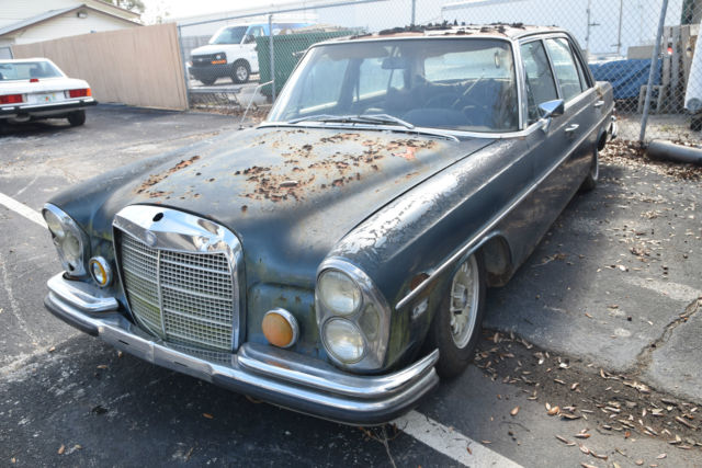1970 Mercedes Benz 300sel 6.3 Sunroof NO RESERVE Excellent Restoration Project 1970 Mercedes-Benz 300-Series 4 Door