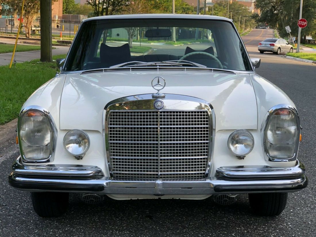 1970 Mercedes-Benz 300-Series W109 in DB050 White w. Black leather and SUNROOF * - photo 2