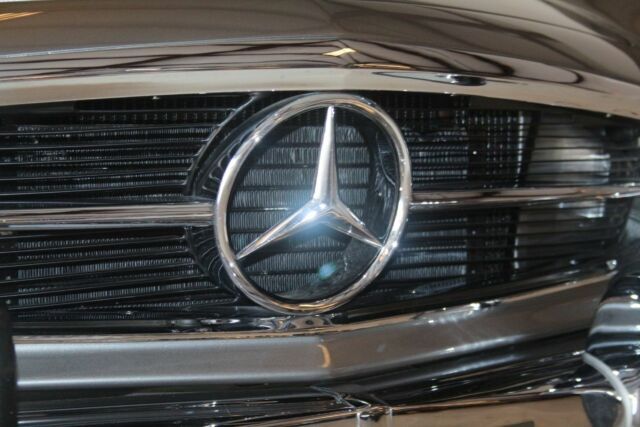 1970 Mercedes-Benz SL280 PAGODA Custom Restoration - photo 8