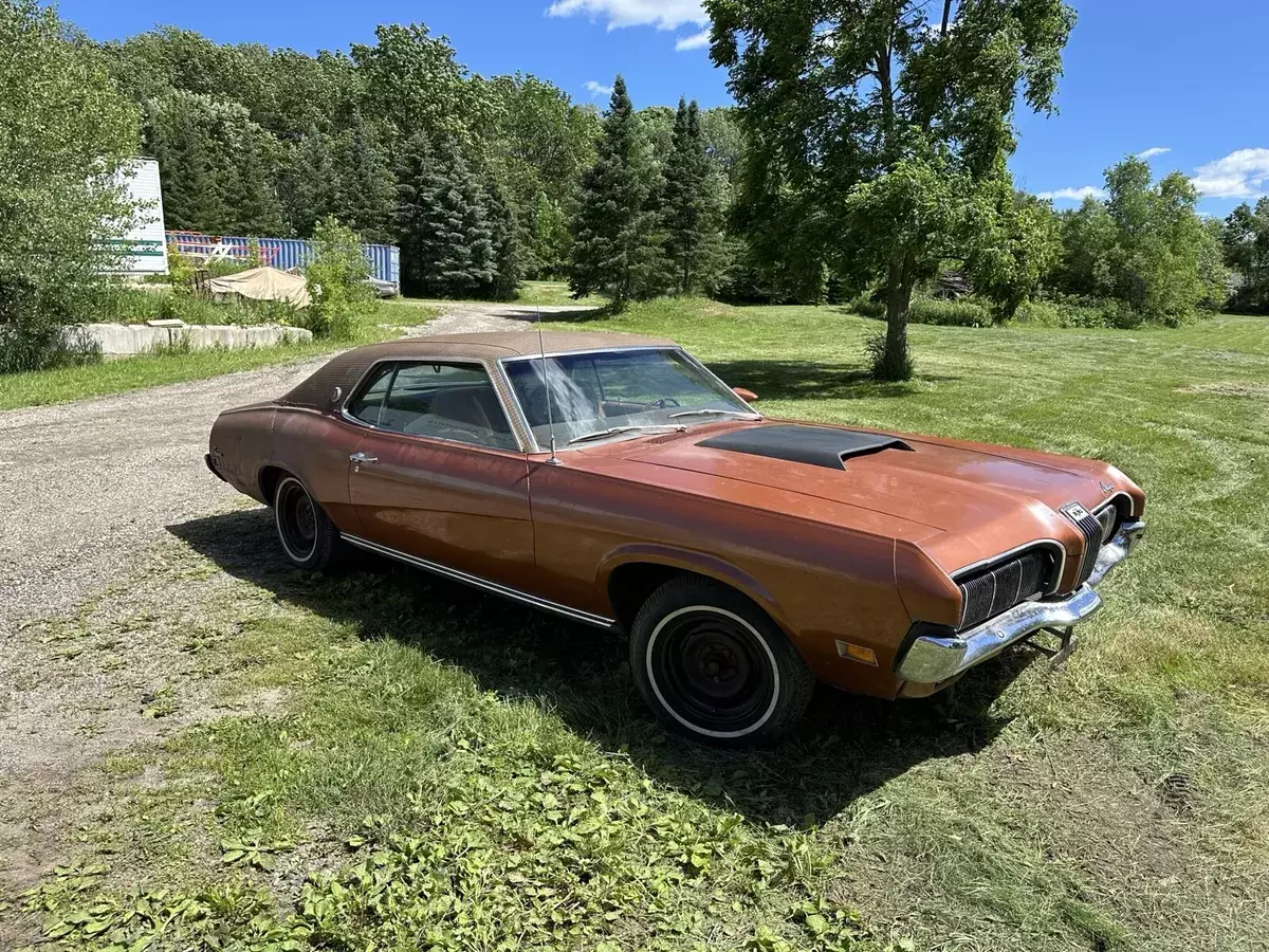 1970 Mercury Cougar XR7 Q code 428 Cobra Jet, Houndstooth top 1970 Mercury Cougar XR7