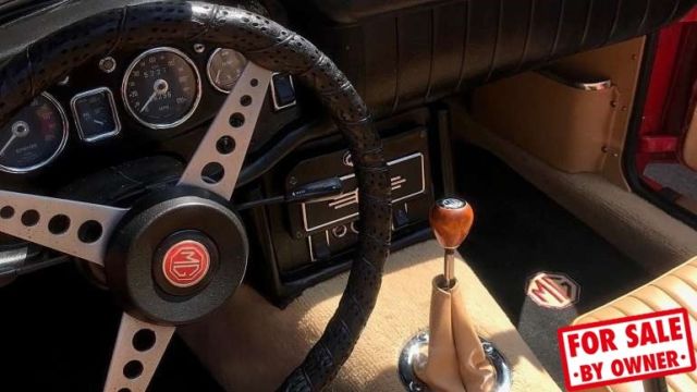1970 MG MGB Convertible - photo 4