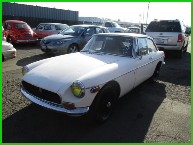 1970 MG MGB GT 4-Cylinder Manual Coupe NO RESERVE 1970 MG MGB