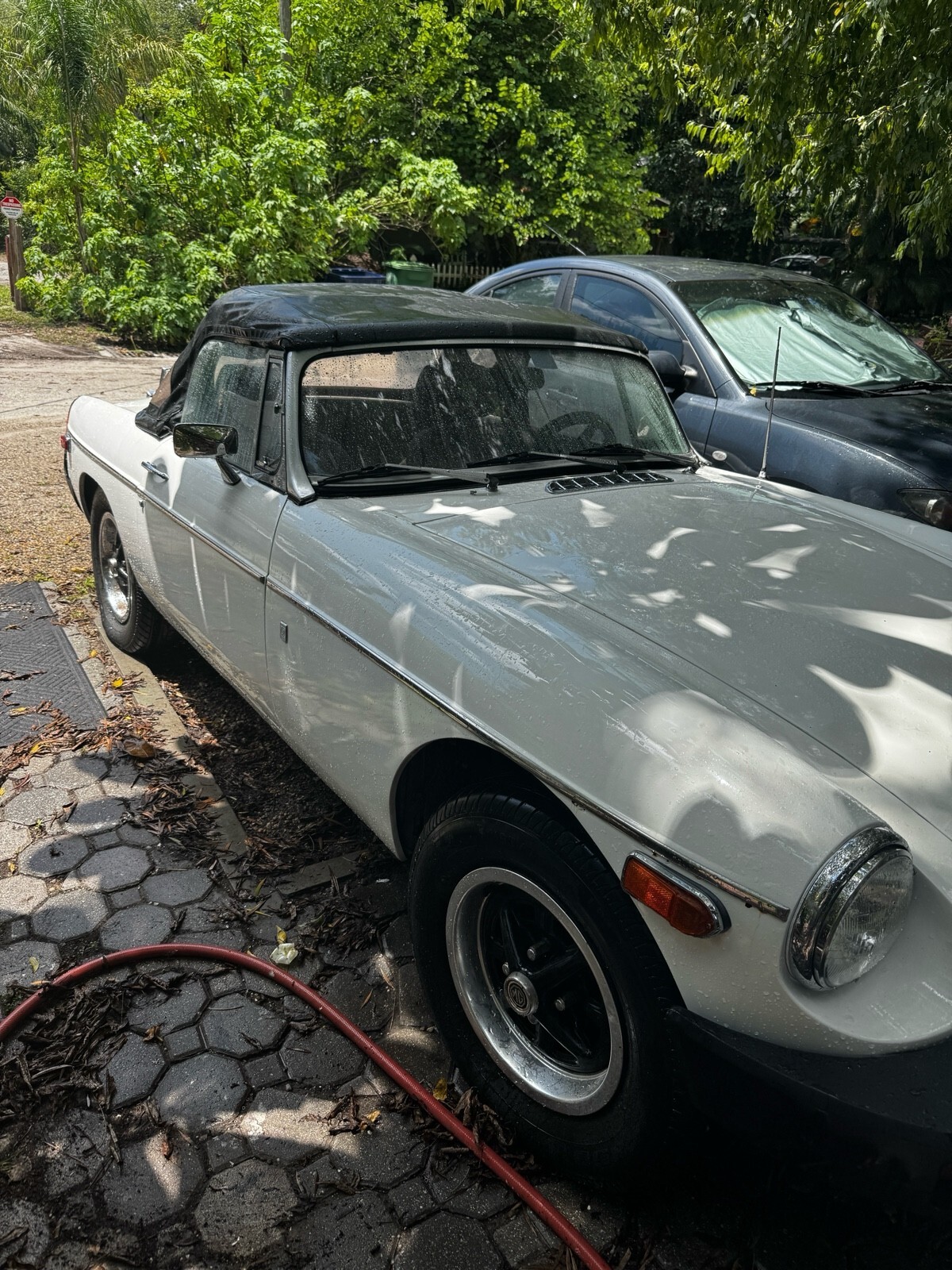 1970 MG MGB Roadster - photo 2