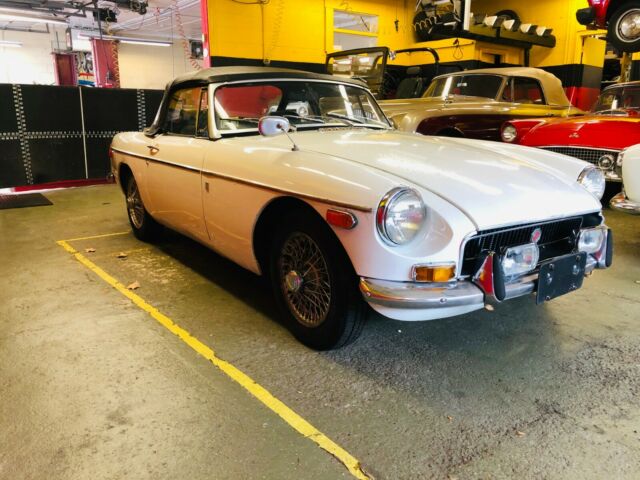 1970 MG MGB ROADSTER - photo 6