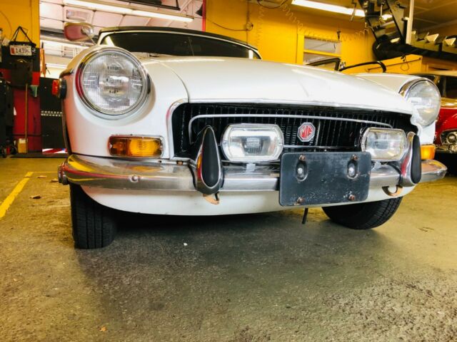1970 MG MGB ROADSTER - photo 8
