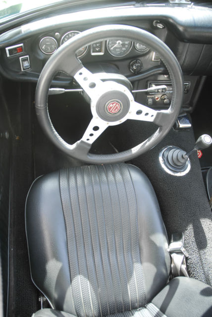 1970 MG MGB - photo 8