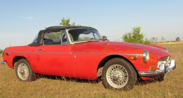 1970 MG MGB - photo 2