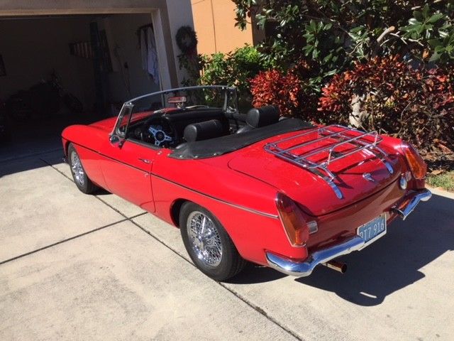 1970 MG MGB - photo 2