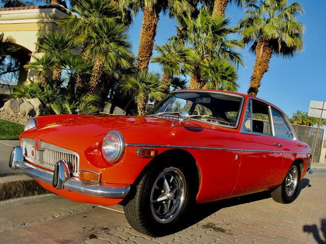 1970 MG MGB NO RESERVE - photo 2