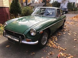 1970 MGB GT split bumper with O/D 1970 MG MGB