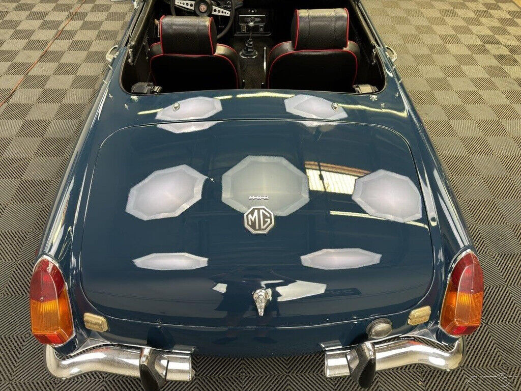 1970 MG MGB 1970 MGB. MINERAL BLUE WITH BLACK TRIM ,TOP, TONNEAU COVER - photo 11