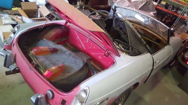 1970 MG MGB Roadster - photo 3