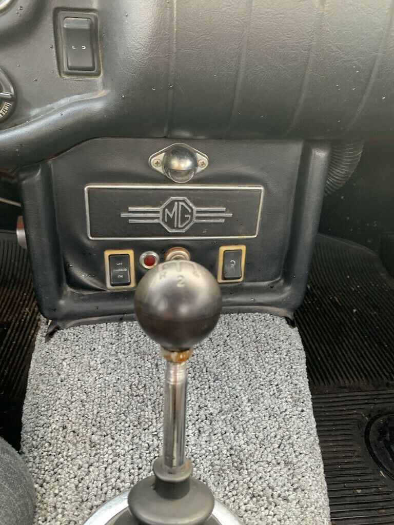 1970 MG MGB - photo 4