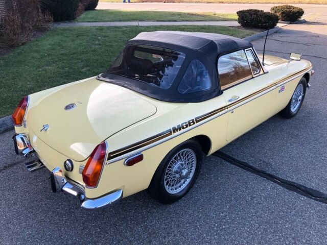 1970 MGB ROADSTER SPLIT BUMPER LIFE HERITAGE TRUST CERTIFIED 1970 MG MGB --