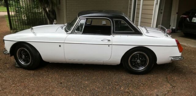 1970 MG MGB - photo 4