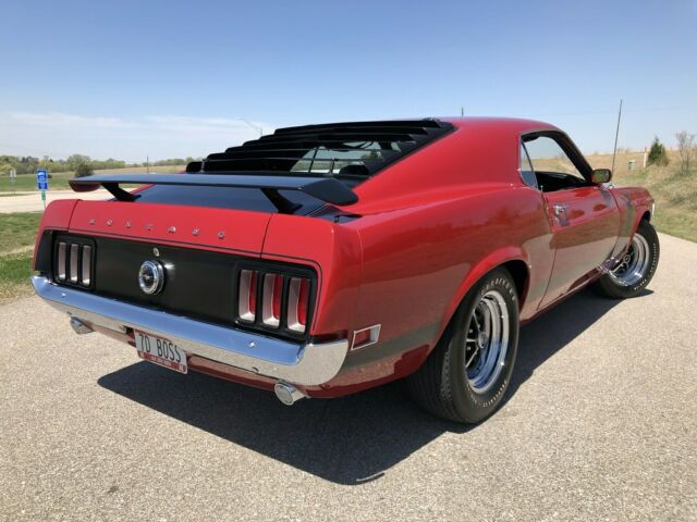 1970 Ford Mustang BOSS 302ci - 4 Speed, Red, Fully Restored - photo 9