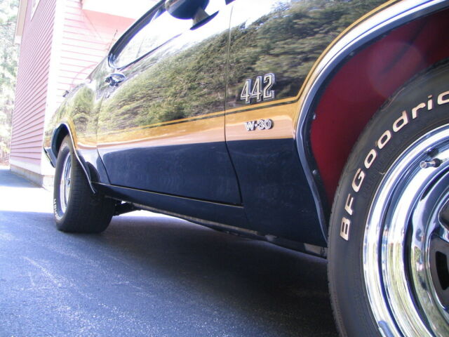 1970 Oldsmobile 442 Holiday Coupe - 442 - photo 3